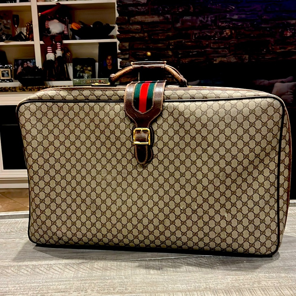 Gucci suitcase